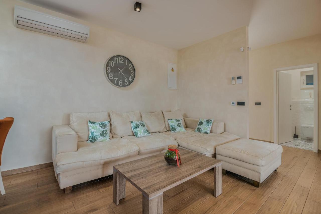 Villa Augusta Malinska Esterno foto