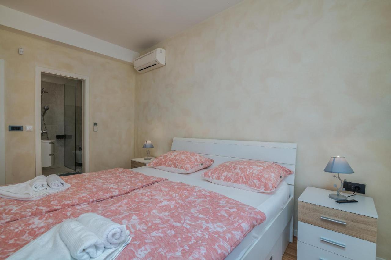 Villa Augusta Malinska Esterno foto
